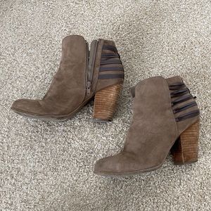 Trendy brown wooden heeled booties size 8